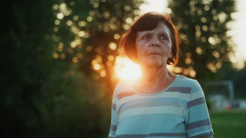 Christl Eibl im Gegenlicht der Abendsonne